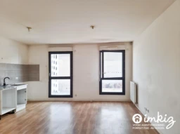 Aubervilliers – 4 pièces 79 m² traversant parking 1