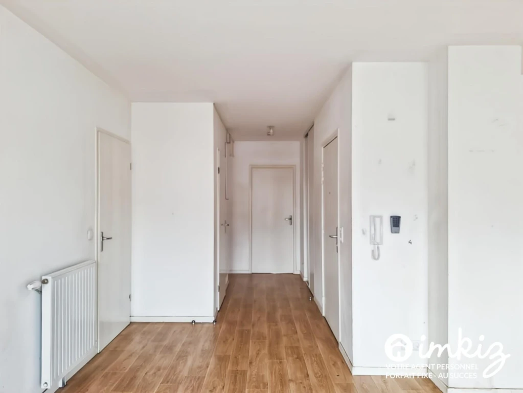 Aubervilliers – 4 pièces 79 m² traversant parking 4