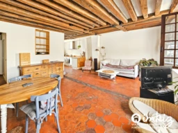 Duplex atypique en dernier étage 3