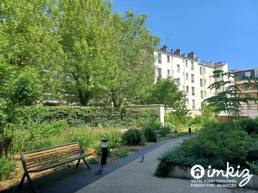 Vincennes – 2P lumineux dernier étage 12