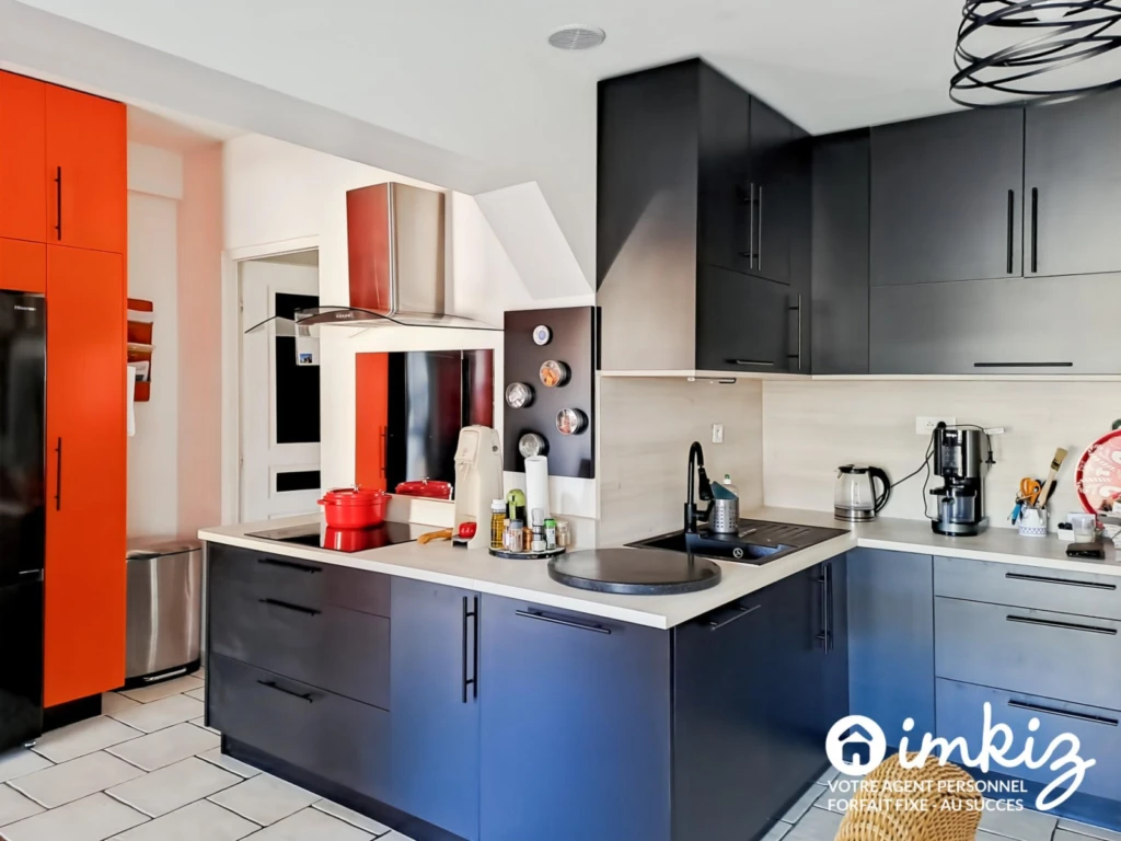 Maison familiale 6 pièces avec piscine et garage 5