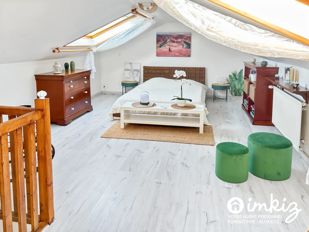 Maison familiale 6 pièces avec piscine et garage 10