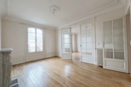 Appartement 4 pièces 95.59m² cave à la mairie 1