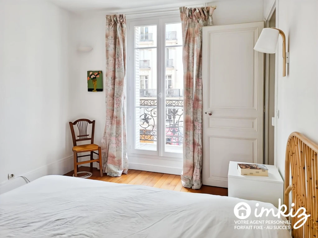 Paris 18ᵉ 3 pièces avec balcon charme ancien 9