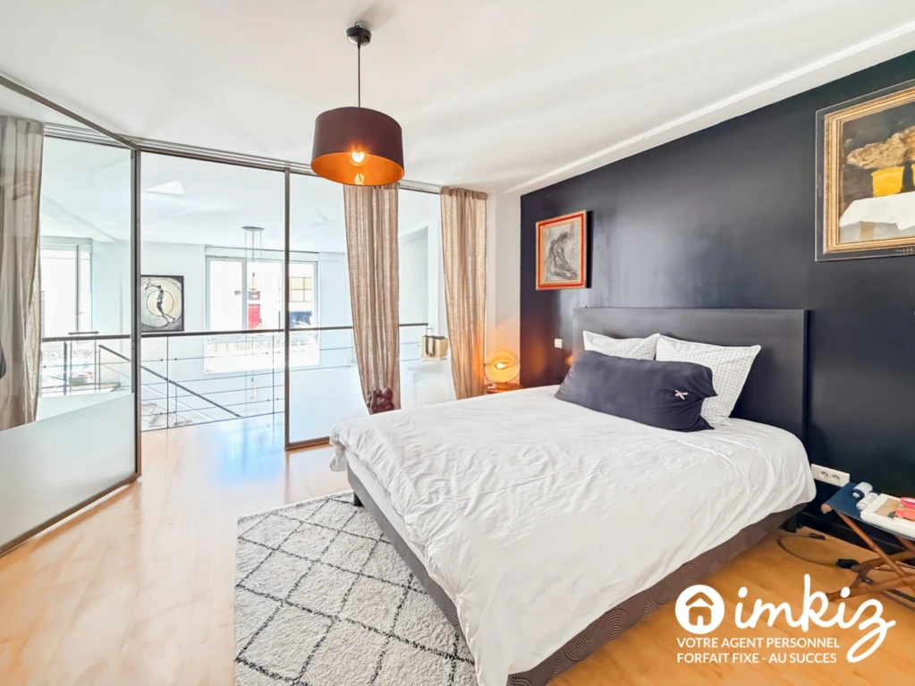 Appartement de caractère, calme, lumineux 6