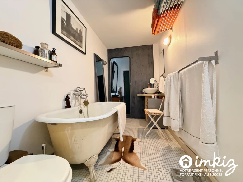 Appartement de caractère, calme, lumineux 9