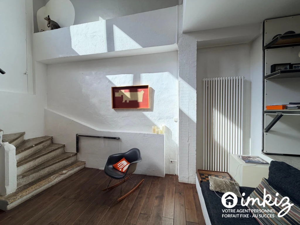 Appartement de caractère, calme, lumineux 10