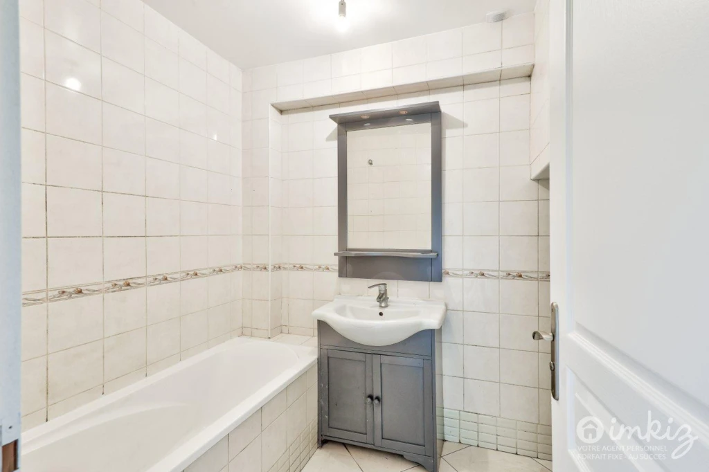 Maison 5 pièces et deux F3 indépendants 15