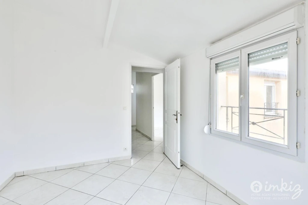 Maison 5 pièces et deux F3 indépendants 12