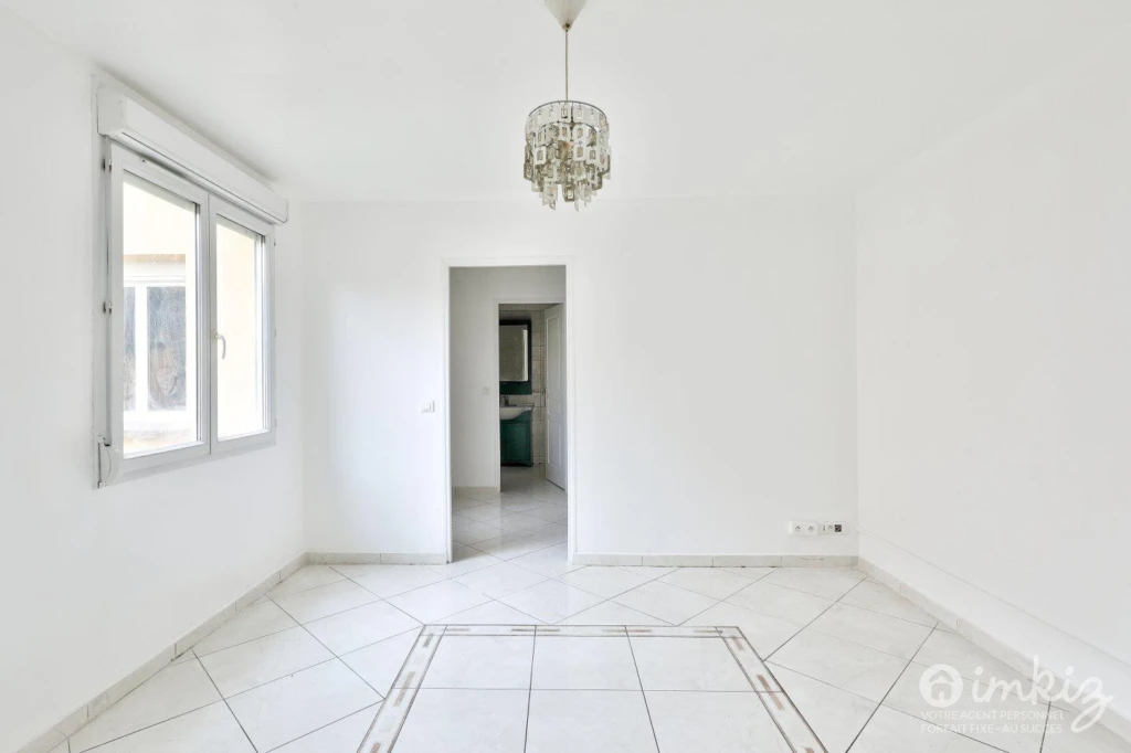 Maison 5 pièces et deux F3 indépendants 6