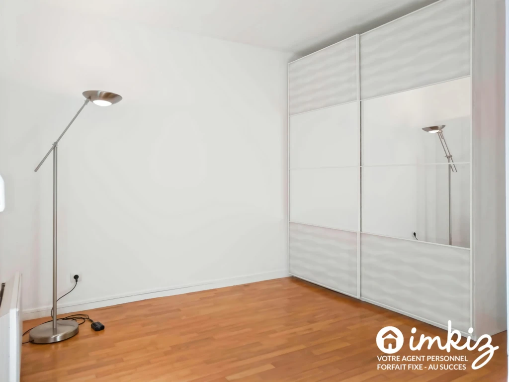 Appartement 4 pièces, accès direct Coulée Verte 11