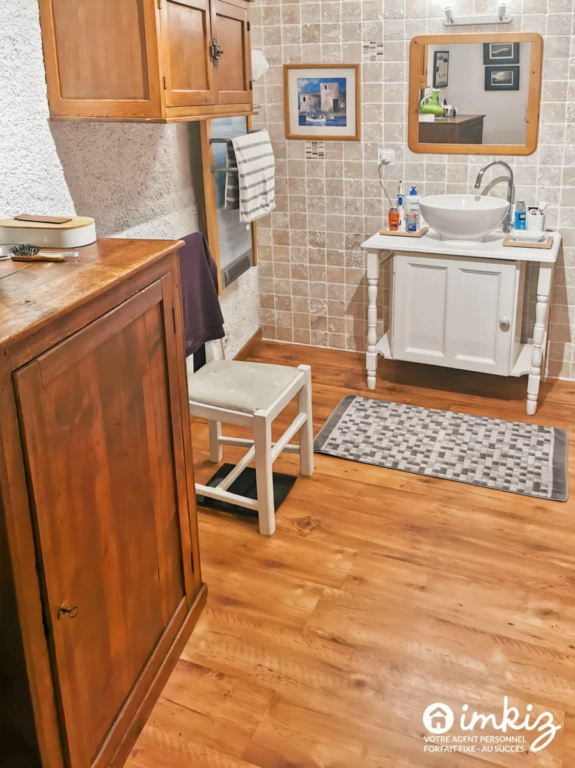 Maison de village 104 m² avec vue mer et montagne 9
