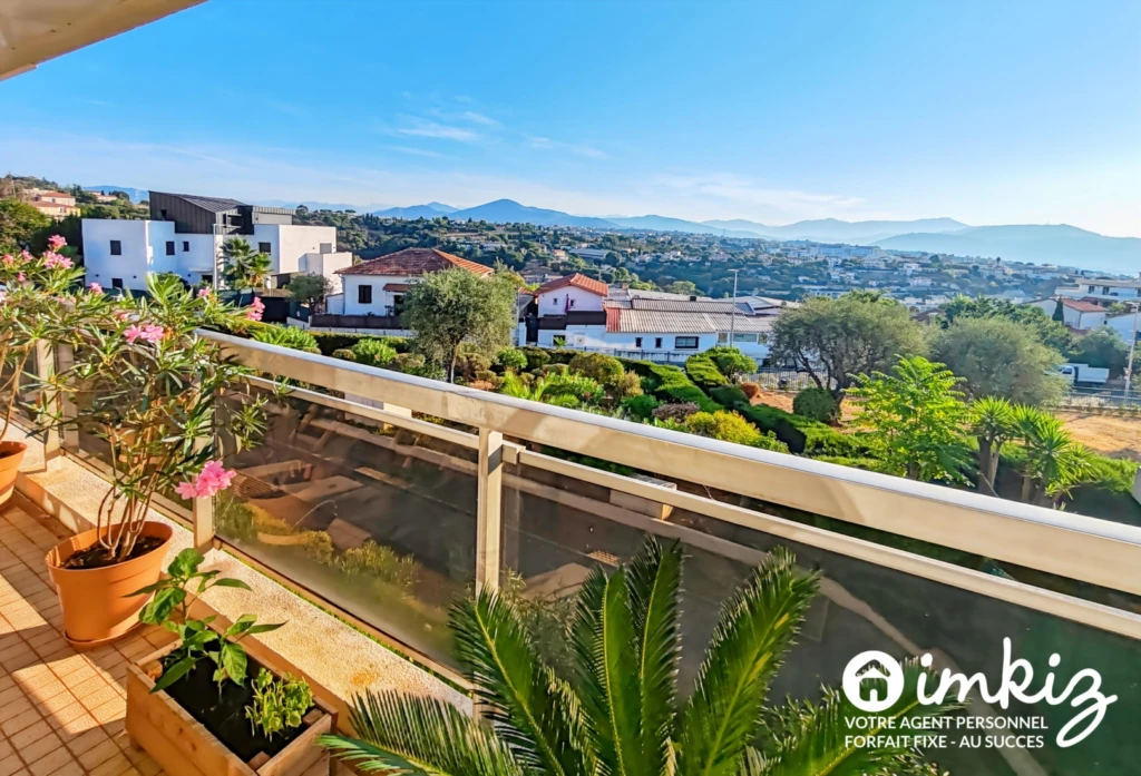 Appart 3 pièces avec piscine et vue panoramique 9