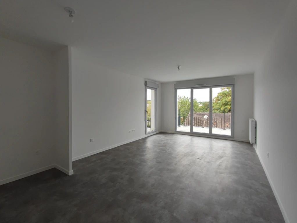 Livry à louer 3 pièces avec balcon et parking double 3