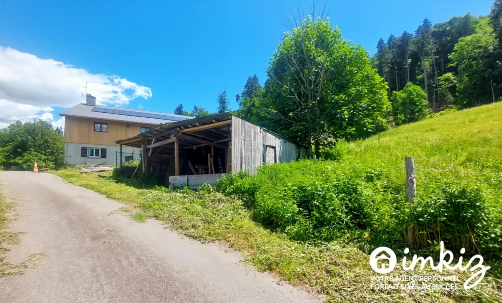 Ferme de 1826 rénovée + Mazot aménagé, 3'800m2 12