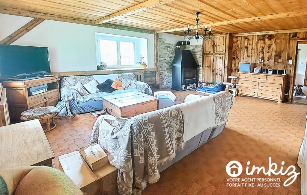 Ferme de 1826 rénovée + Mazot aménagé, 3'800m2 6