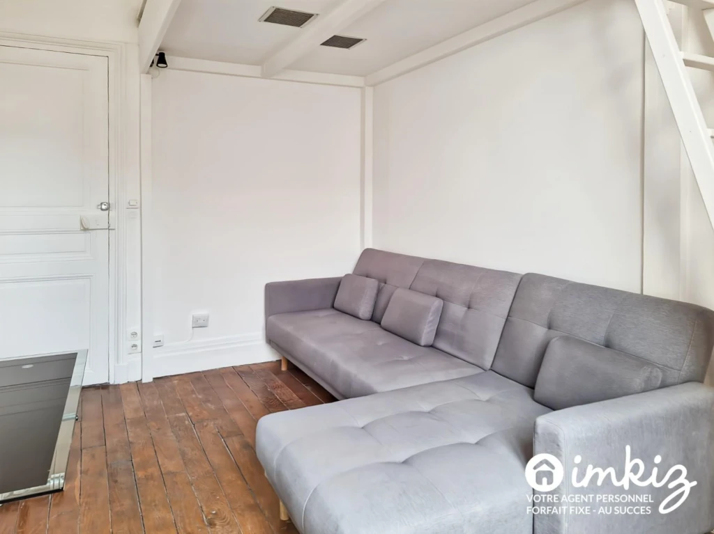 Paris 20ᵉ Studio avec mezzanine et cour privative 3