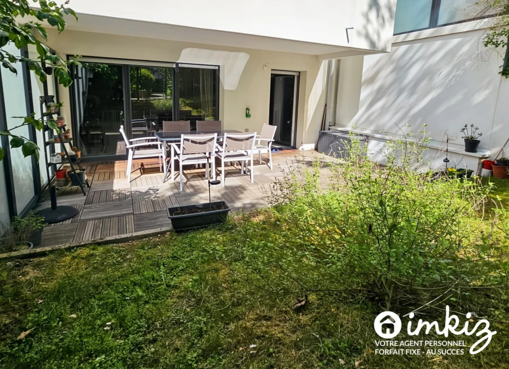 Appartement 3 pièces avec double terrasse 1