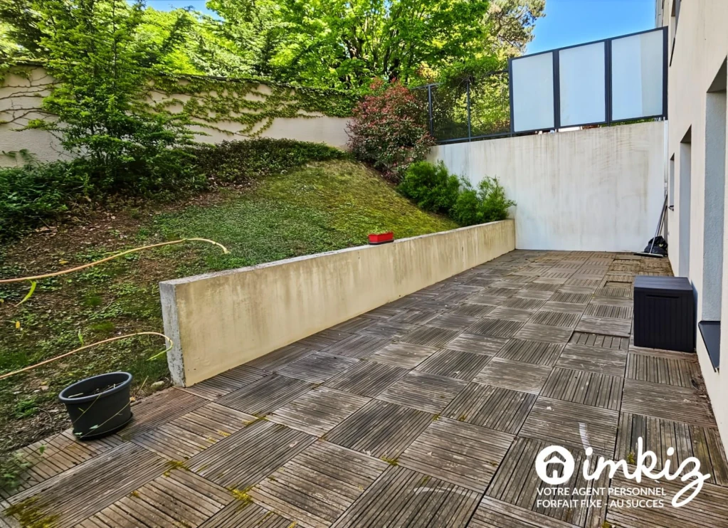 Appartement 3 pièces avec double terrasse 14