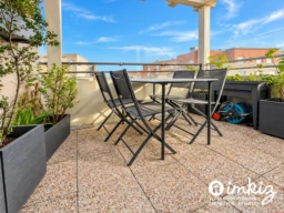 Duplex 99m² rénové, terrasse - climatisé - 2 boxes 1