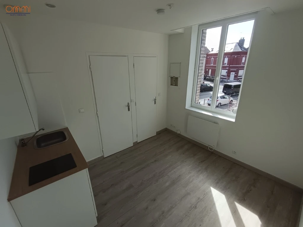 Studio non meublé 11m2 Saint-Pierre 3