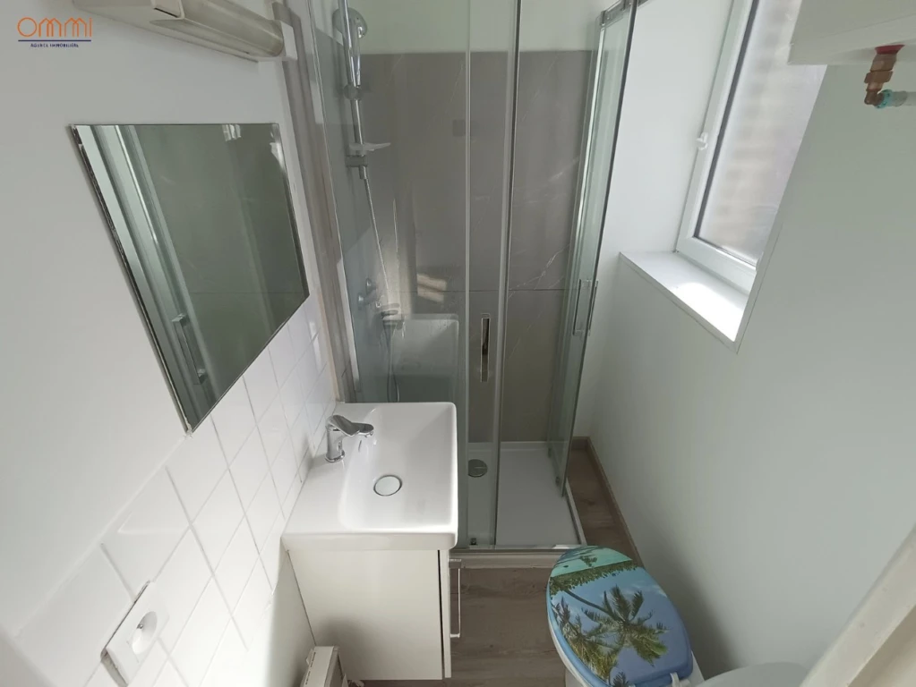 Studio non meublé 11m2 Saint-Pierre 5