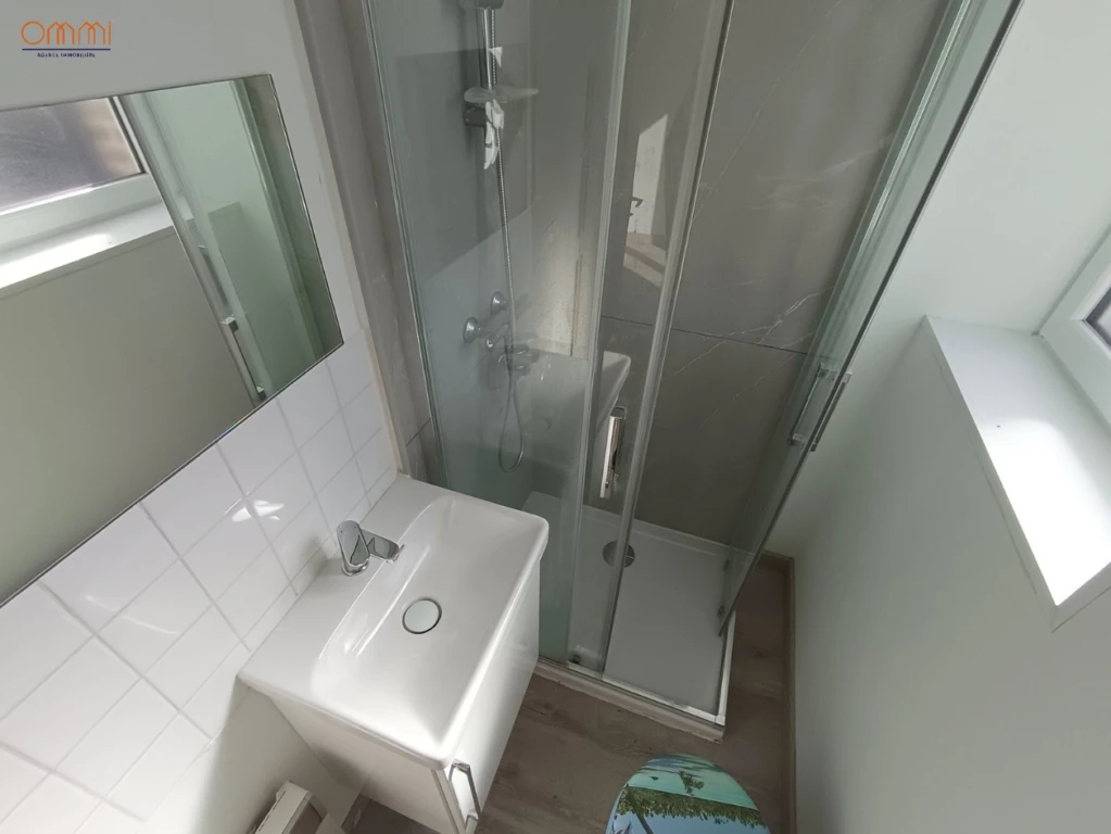 Studio non meublé 11m2 Saint-Pierre 6