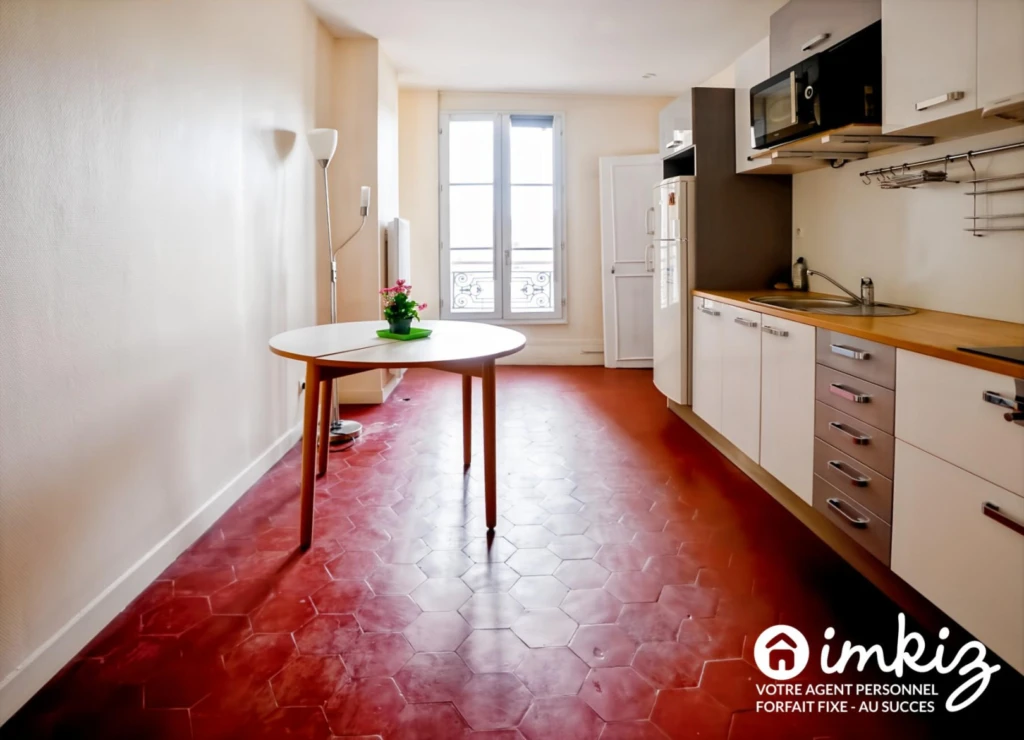 Paris 19ᵉ 2 pièces calme sur cour faibles charges 1