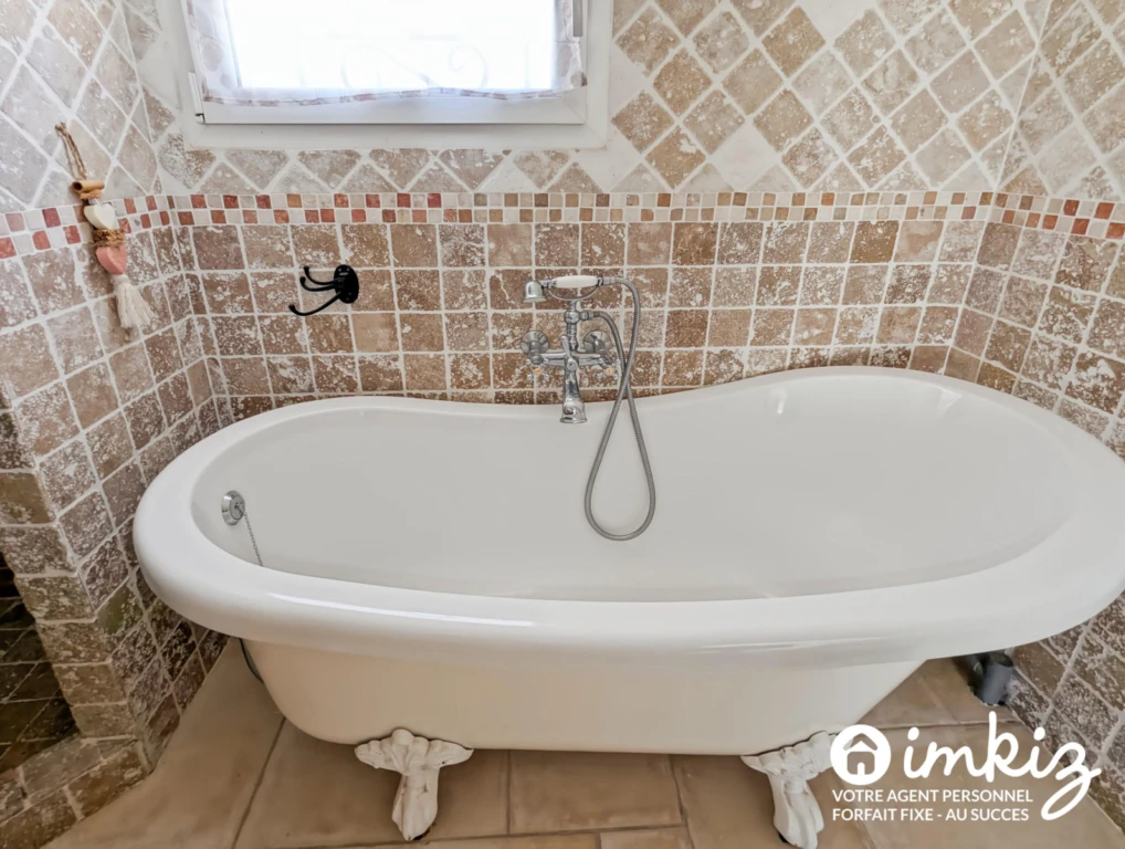Superbe villa 5 pièces avec piscine 12