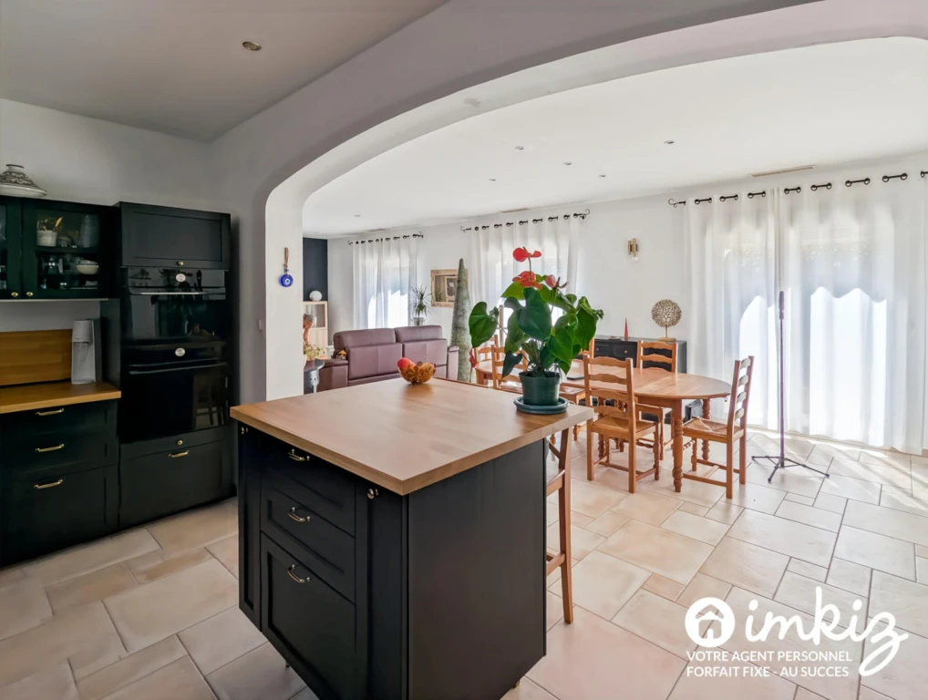 Superbe villa 5 pièces avec piscine 4
