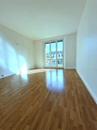 Appartement 3 pièces rénové de 63,87 m² — balcon, parking, résidence avec gardien 2
