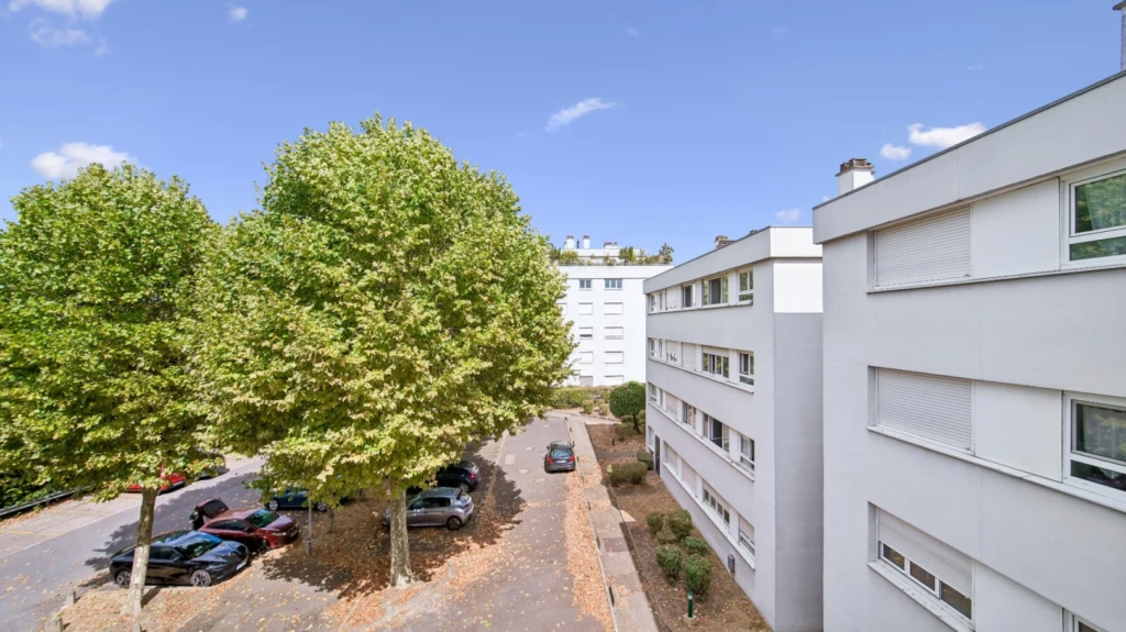 lot 333 Noisy-le-Grand 12