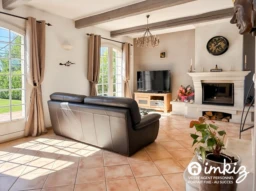 Villa T5, piscine, terrasse, garage 2