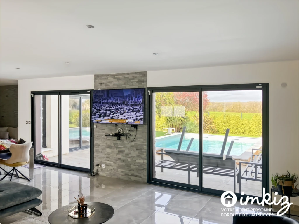 Maison contemporaine 6 pièces avec piscine 4