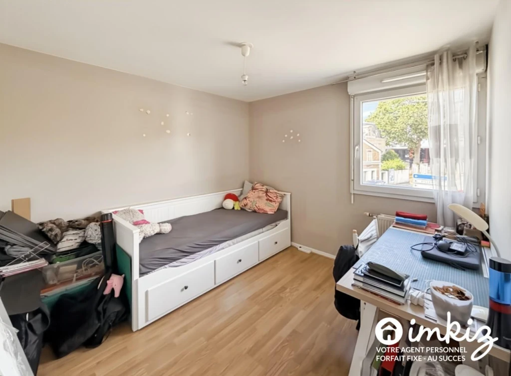 Appartement 3 pièces de 63m2, balcon, 2 parkings 6