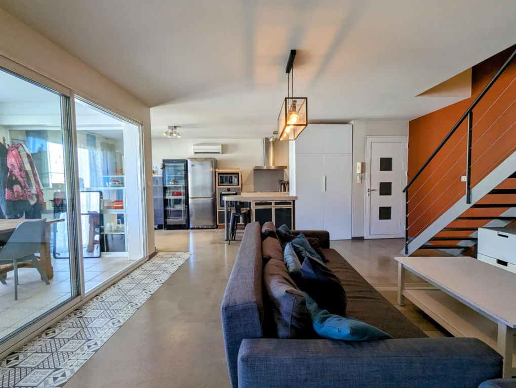 Appt. T4 en duplex dans maison de village - Garage 12