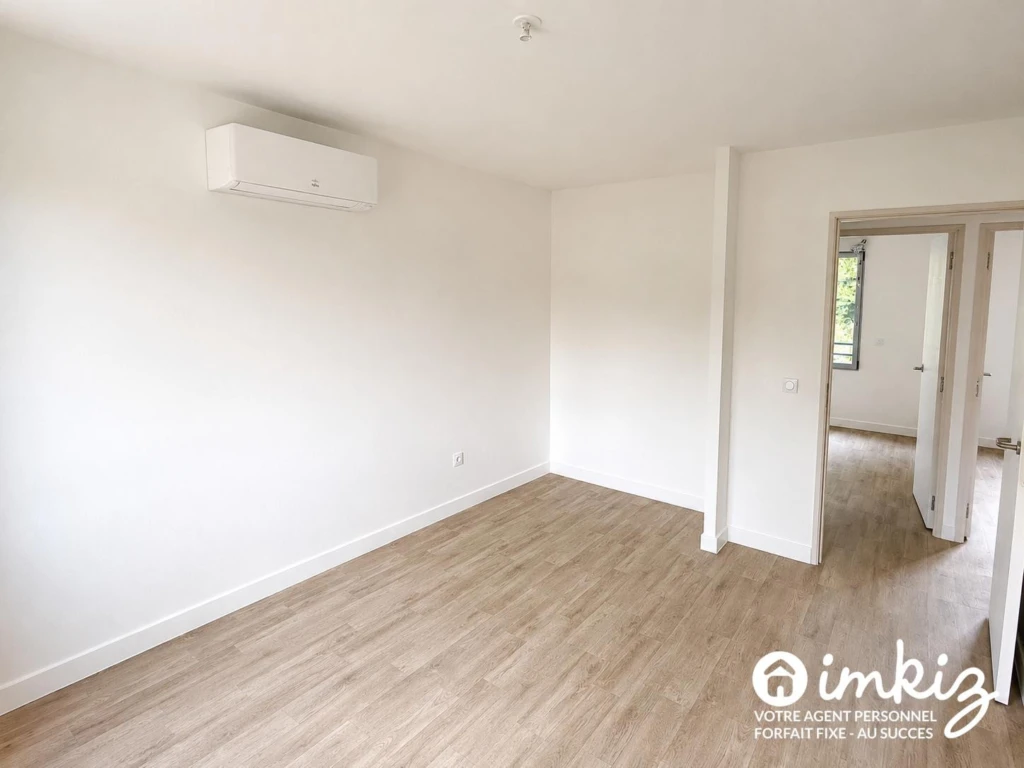 Maison moderne de 93m² sur terrain clos de 476m² 6