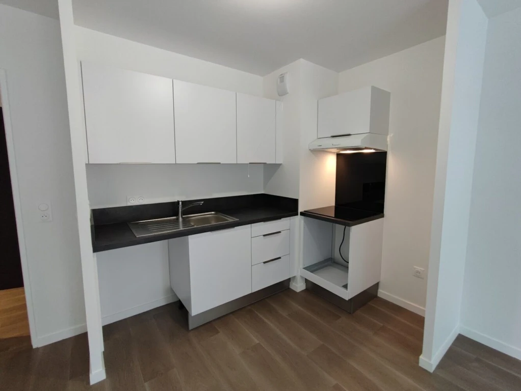 Livry à louer 3 pièces avec balcon et parking double 3