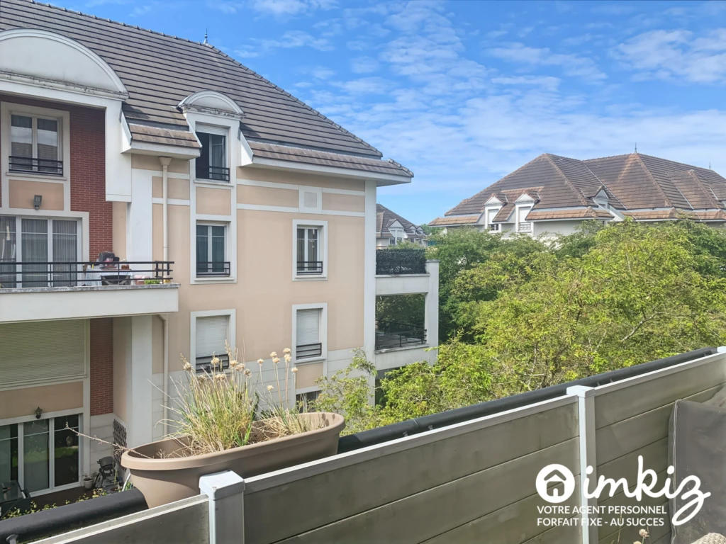Émerainville Gare (7 min) – Duplex Esprit Maison" 1"