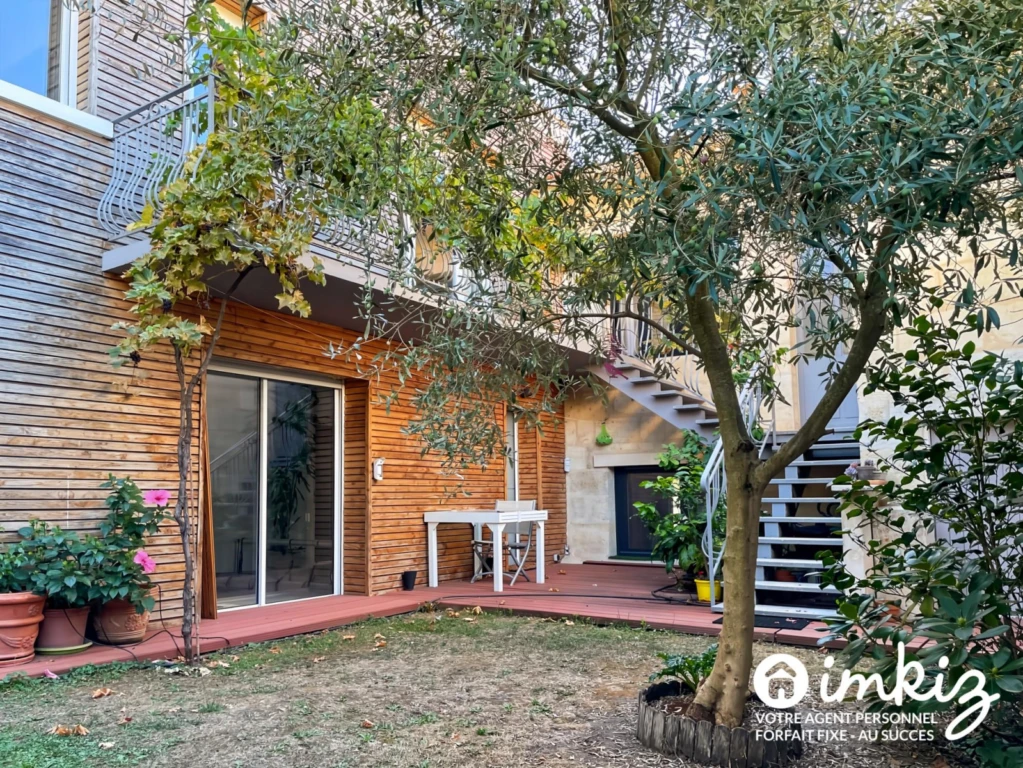 Belle maison en pierre, garage + piscine intérieur 15