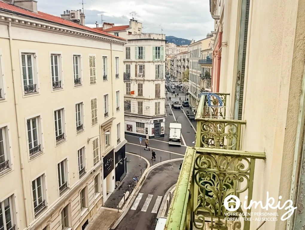 T4 de 80 m² repeint, gros potentiel 18