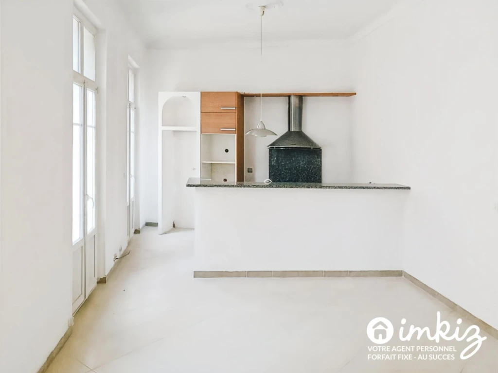 T4 de 80 m² repeint, gros potentiel 4
