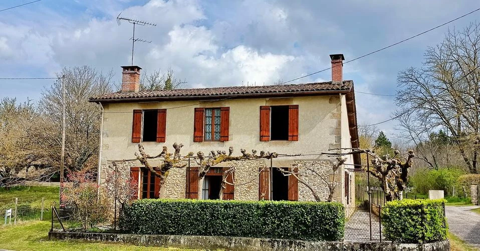 Maison 6 pces charme de l'ancien,poutres,cheminées 17