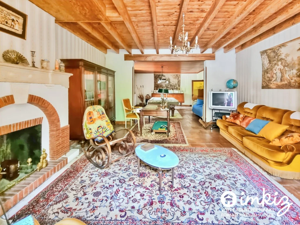 Maison 6 pces charme de l'ancien,poutres,cheminées 2