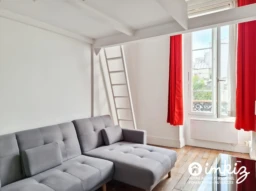 Paris 20ᵉ Studio avec mezzanine et cour privative 2
