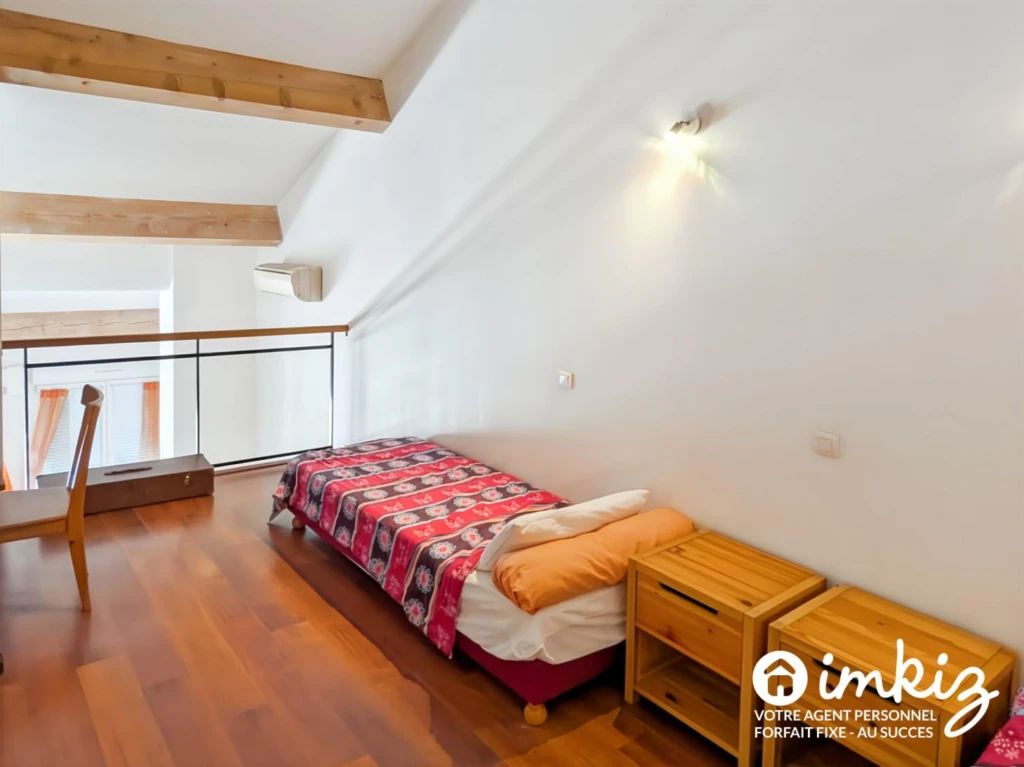 Loft 87m² - 2 chambres en mezzanine vue sur canal 12