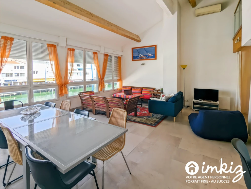 Loft 87m² - 2 chambres en mezzanine vue sur canal 3