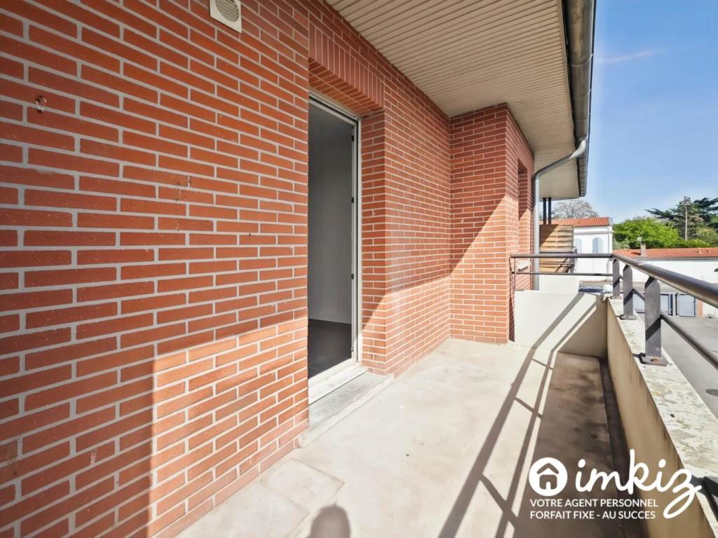 T3 avec piscine et parking sécurisés - Lalande 5