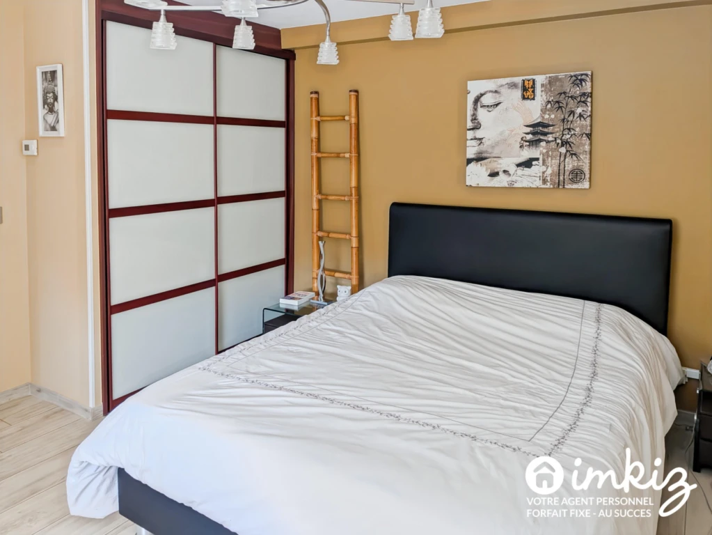Maison familiale 178 m² avec piscine chauffée 11