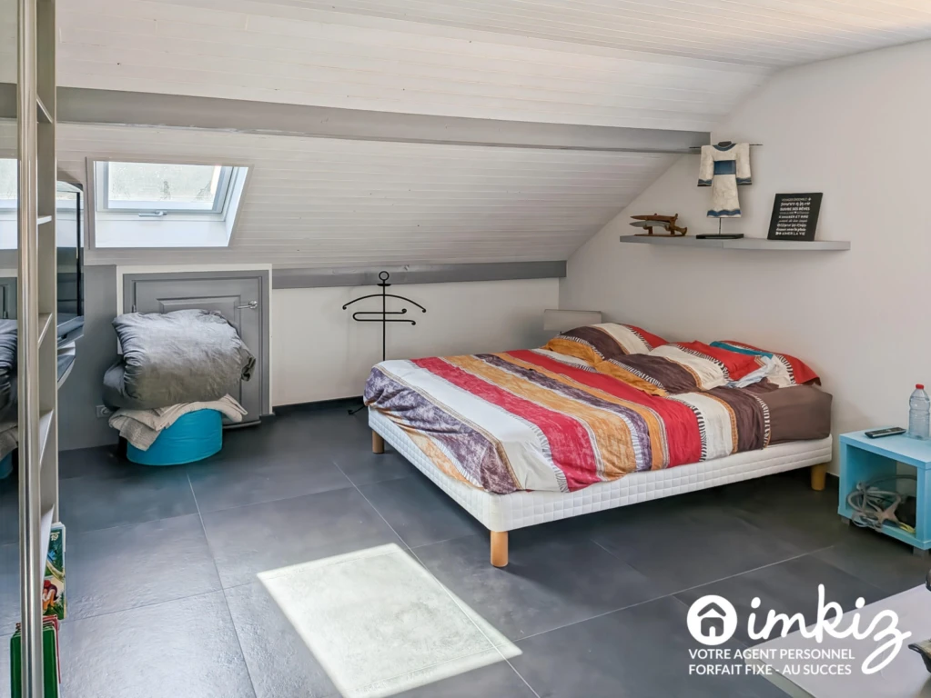 Maison familiale 178 m² avec piscine chauffée 13